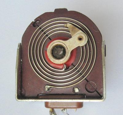 [large flat spiral inductor]